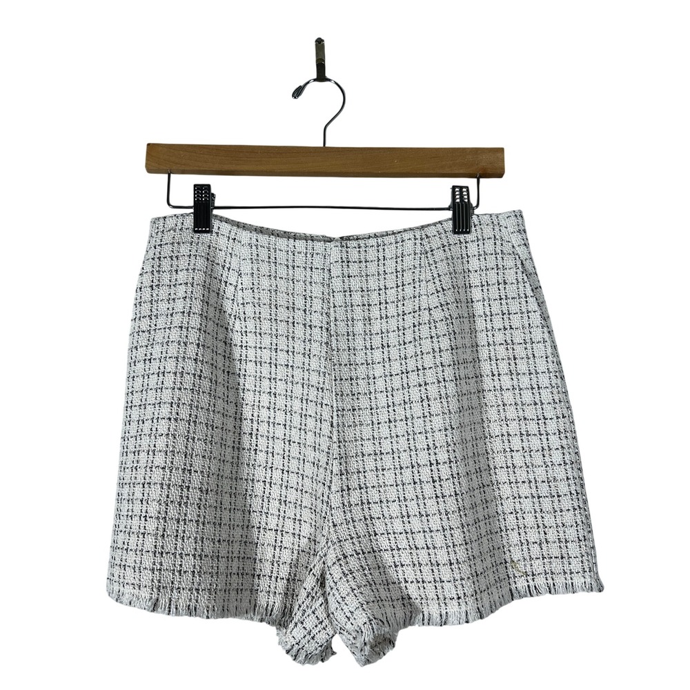 NWT SAGE THE LABEL Tweed Plaid Shorts Ivory Black Preppy Fringe Hem Size S